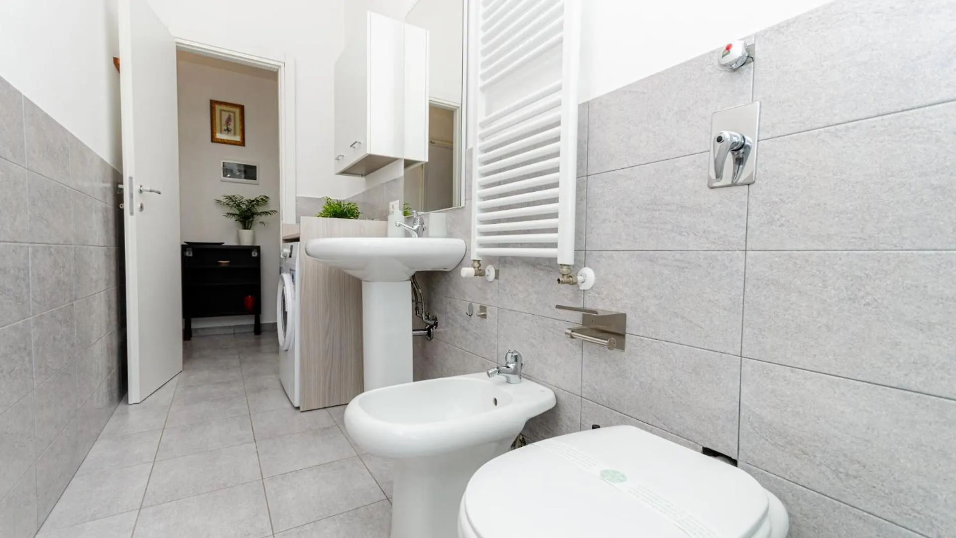 Apartment Vivimihome - Crespi House A 3 Minuti Dalla Metro Milan