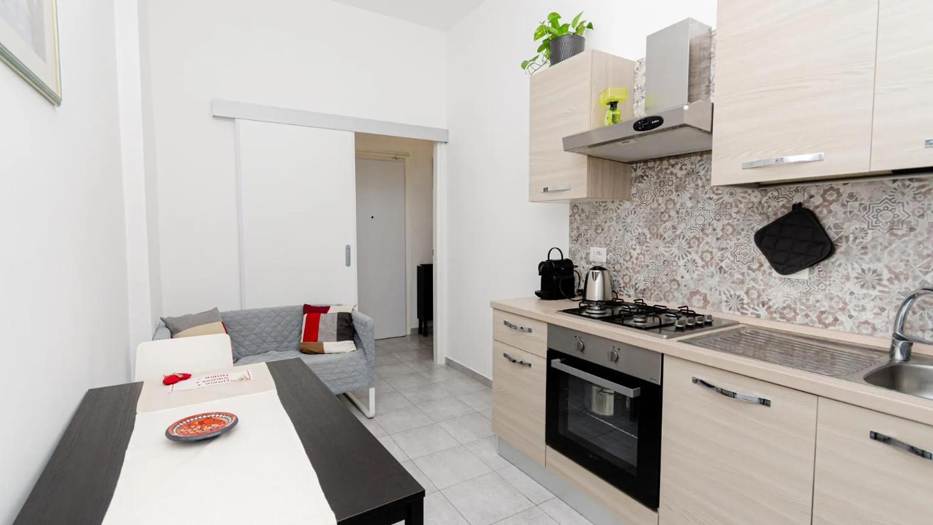 Vivimihome - Crespi House A 3 Minuti Dalla Metro Milan Apartment