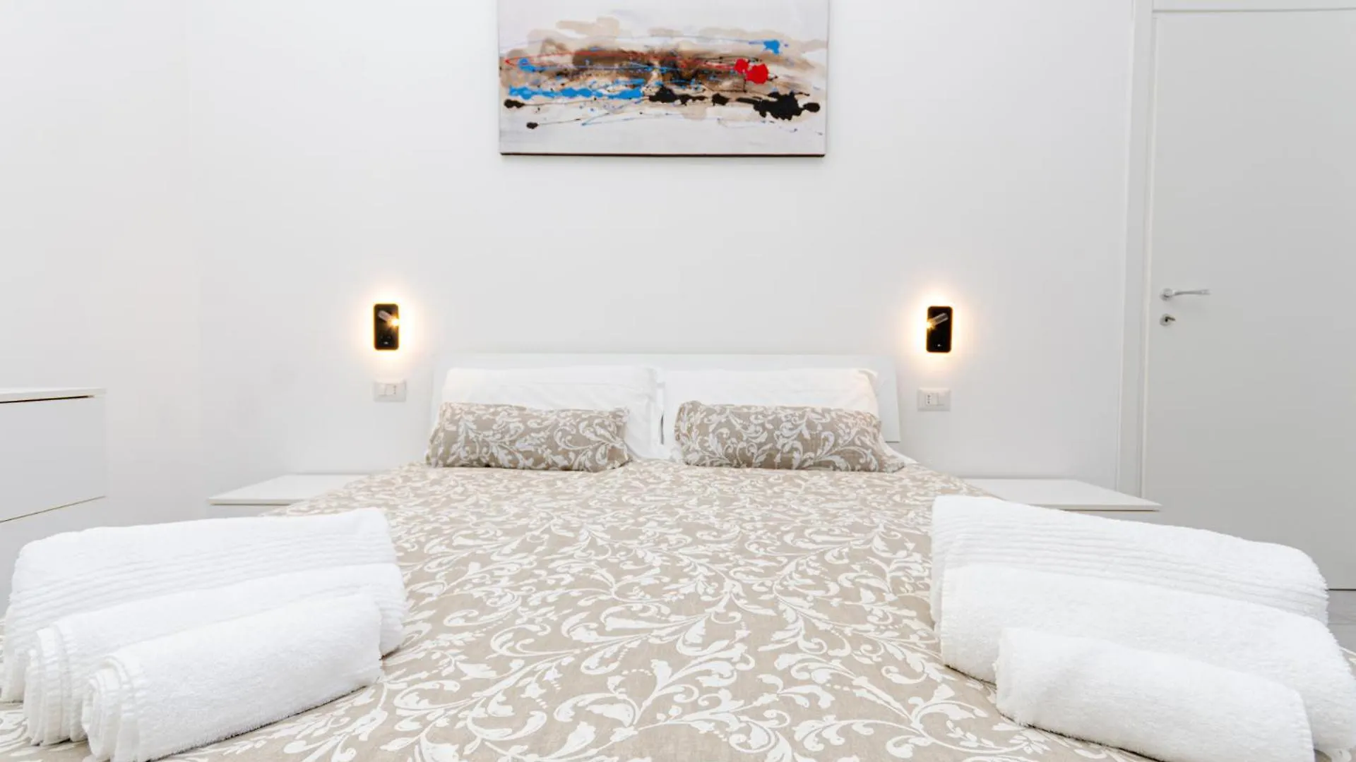 Vivimihome - Crespi House A 3 Minuti Dalla Metro Milan