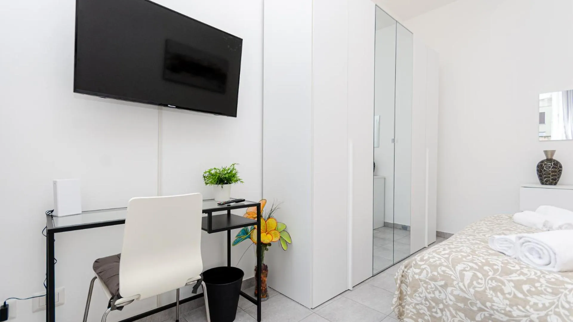 Vivimihome - Crespi House A 3 Minuti Dalla Metro Milan