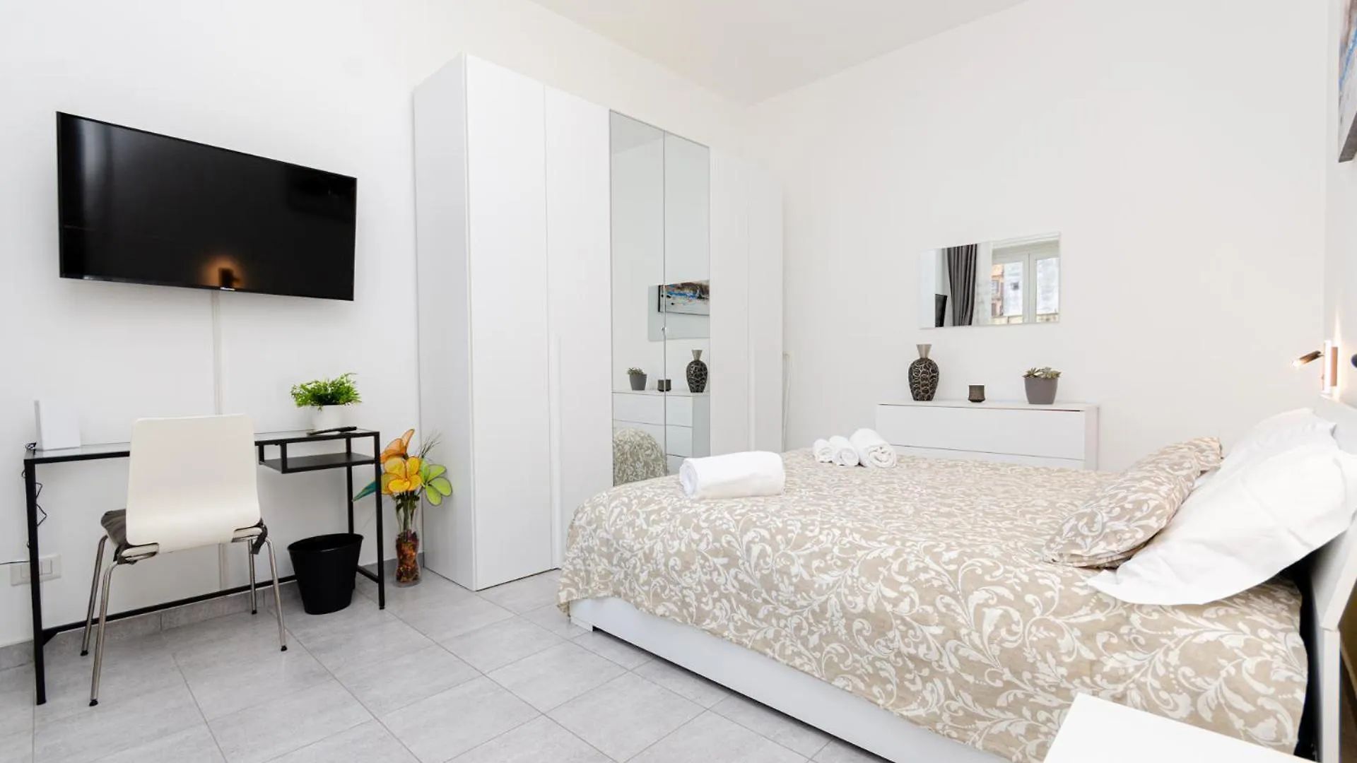 Vivimihome - Crespi House A 3 Minuti Dalla Metro Milan