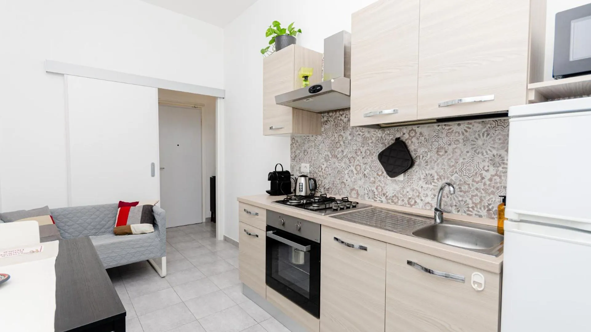 Apartment Vivimihome - Crespi House A 3 Minuti Dalla Metro Milan Italy
